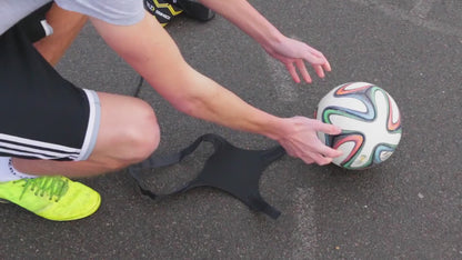Fußball-Kicktrainer mit Hüftgurt
